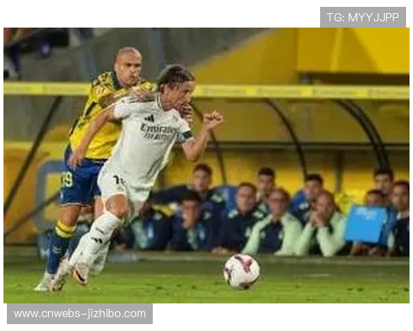 皇马客场0-0闷平巴列卡诺，维尼修斯射门被扑&巴尔韦德伤退